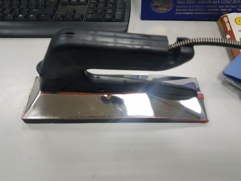  Bàn ủi nhiệt 