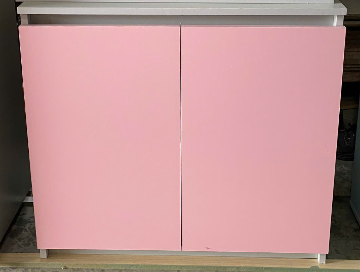 Tủ MDF xám, cánh hồng 800 x 300 x 750mm