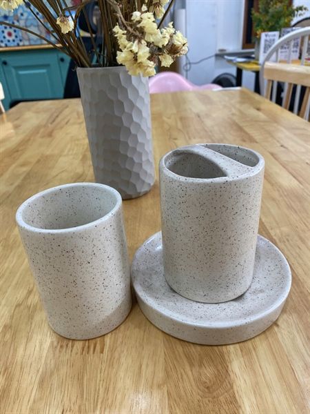 Set ống cắm bàn chải (Cốc nước, khay xà phồng, ống cắm bàn chải)