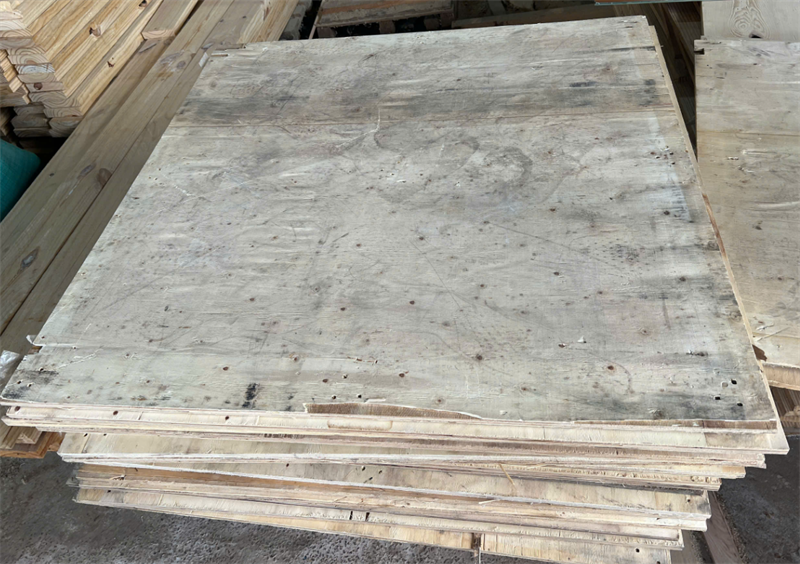 Ván ép 12 x 1050 x 1050mm