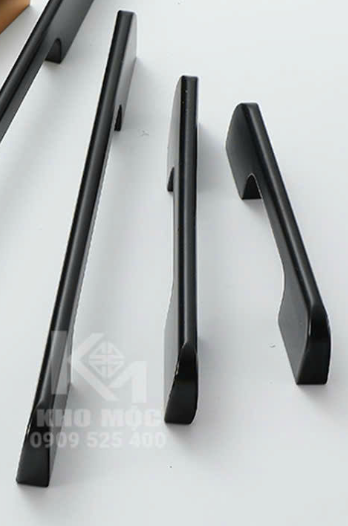 Tay nắm nhôm vuông màu đen 192mm