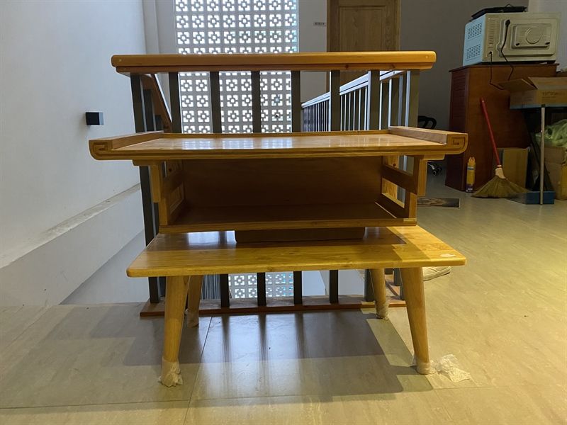 Trang thờ màu tự nhiên 1100 x 480mm