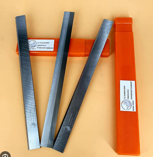 Dao bào Rhino 3 X 25 X 310 MM