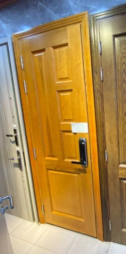 Cửa gỗ ASH phủ màu gỗ hương chạy pano 860 x 2600mm