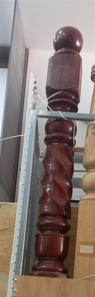 Trụ cầu thang gỗ Thanh Lý gỗ căm xe size 12cm