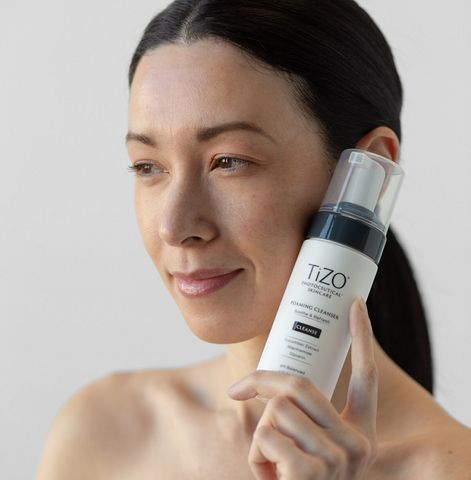 Bọt rửa mặt TiZO Photoceutical Skincare làm sạch dịu nhẹ 118ML