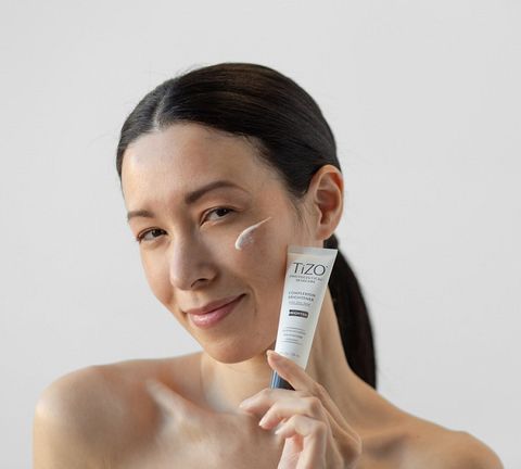 [Tặng set 3 túi Care4u] Tinh chất dưỡng trắng và sáng da TiZO Photoceutical Skincare 29ML