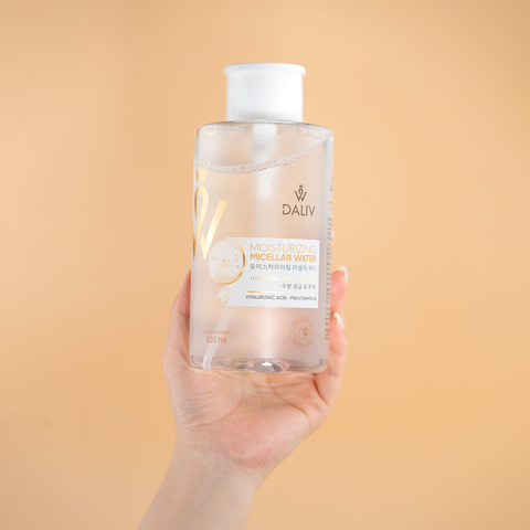 Nước tẩy trang Daliv dưỡng ẩm da 500ML