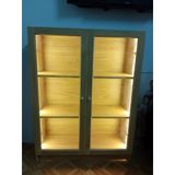  HAPPY FURNITURE , kệ sách 3 tầng cửa kính tích hợp đèn LED - CATY , KSA_012_LED , 80cm x 30cm x 106cm 
