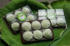 Bánh Mochi Vỏ Cốm - Nhân Đậu Xanh