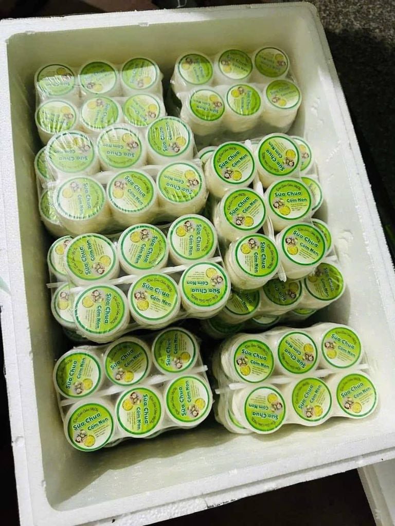 Sữa chua cốm mễ trì