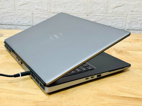 Dell Precision 7750 Xeon W-10855M | RAM 32GB | SSD 512GB | Quadro RTX 3000 6GB | 17.3 inch FHD