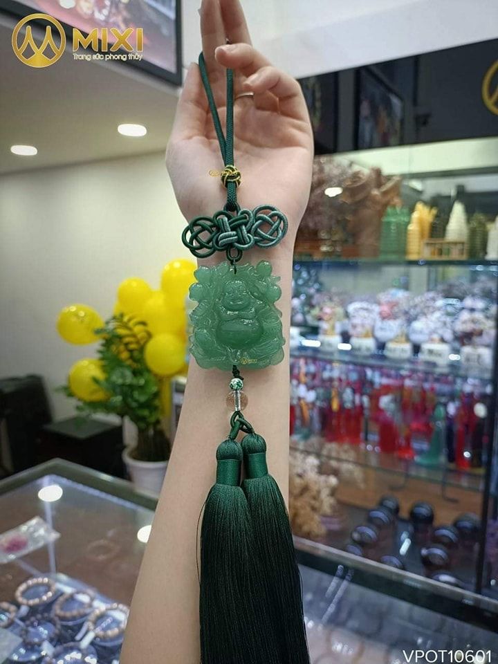 Khánh Treo Ô Tô Phật Di Lặc Vác Cành Đào Thạch Anh Xanh Cát Tường