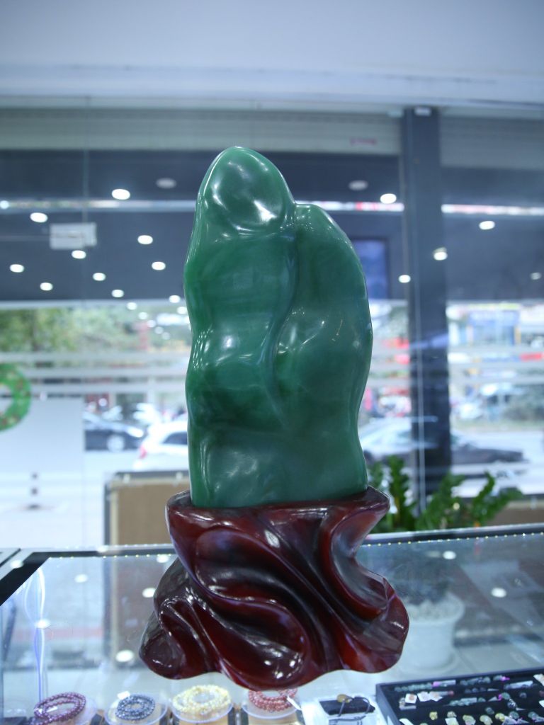 Hòn Non Bộ Thạch Anh Xanh