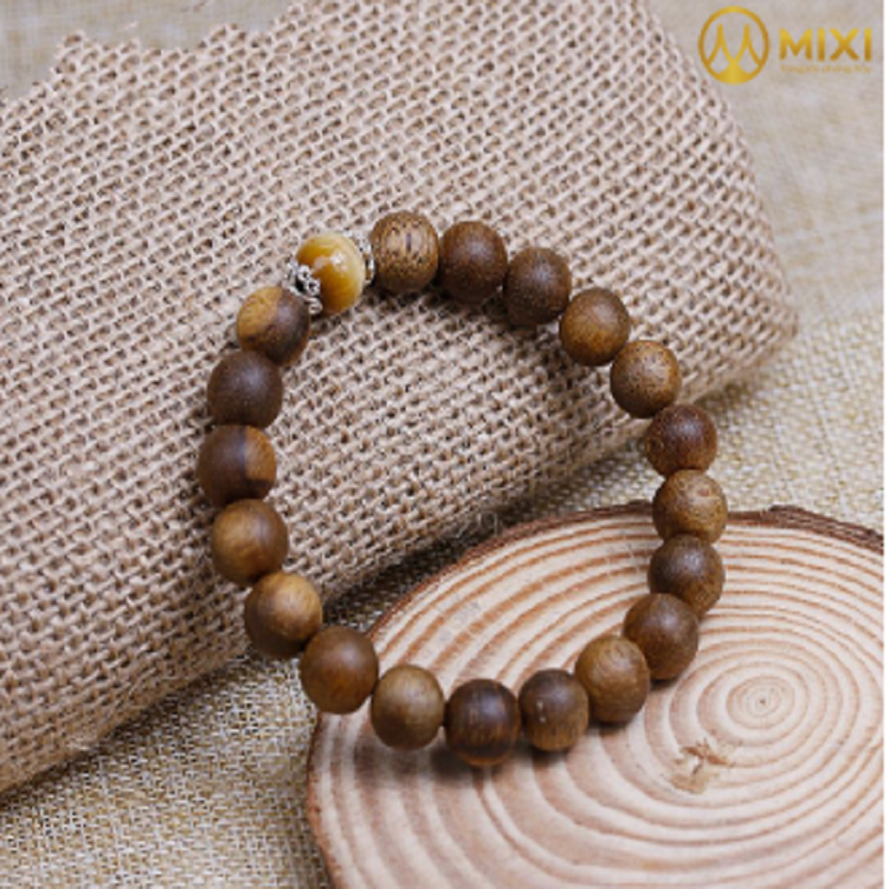 Vòng Tay Trầm Hương Tốc Vườn_10 Mix Charm Hạt Đá Mắt Hổ Vàng Tươi