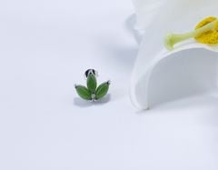 Đôi Hoa Tai Ngọc Bích Nephrite Hình 3 Lá(4*8mm) Bọc Bạc 925
