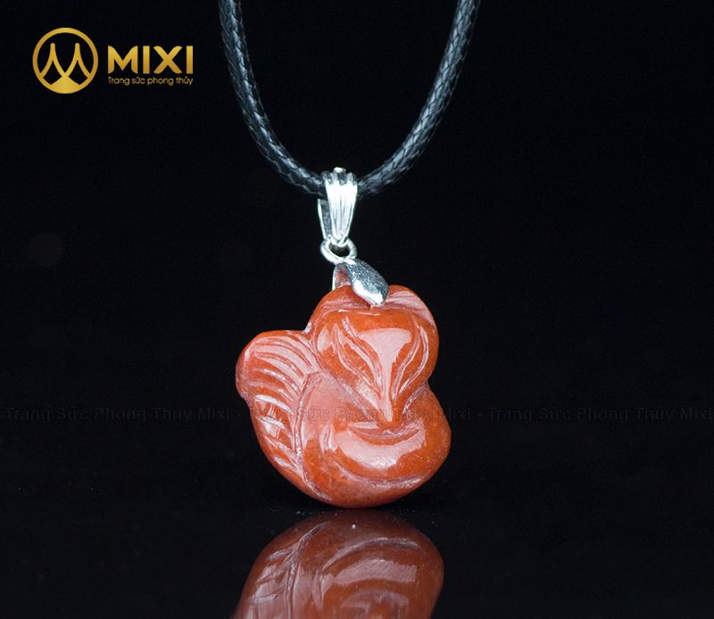 Mặt Dây Hồ Ly Ngọc Huyết Jade Đỏ