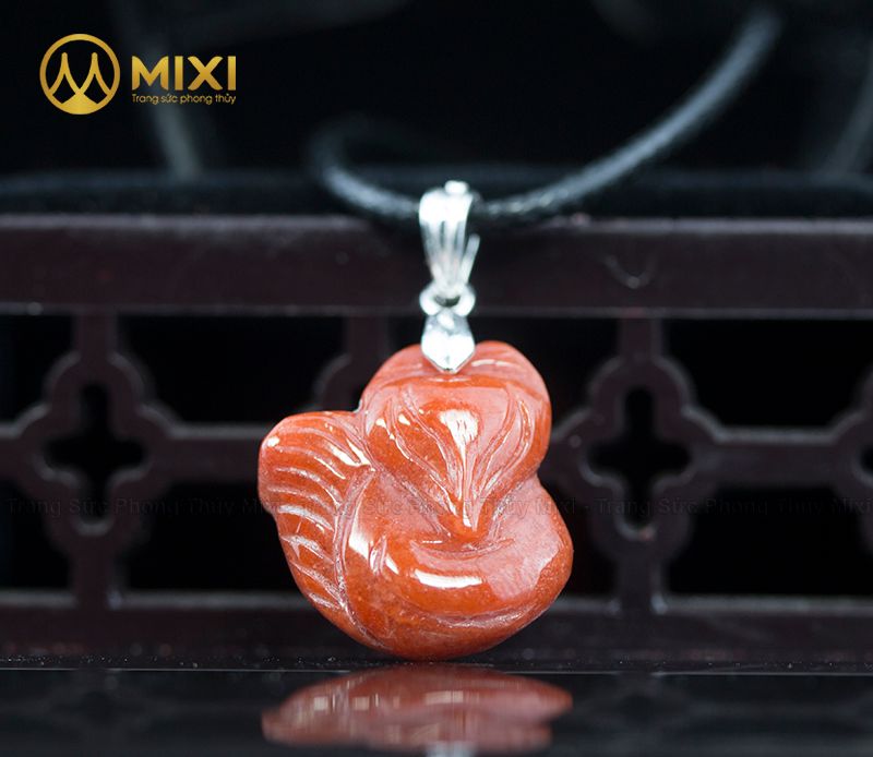 Mặt Dây Hồ Ly Ngọc Huyết Jade Đỏ