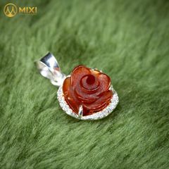Mặt Dây Hoa Mẫu Đơn Mã Não Đỏ Bọc Bạc Sủi Đá