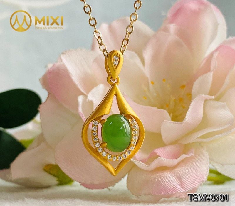 Mặt Dây Hình Thoi Ngọc Bích Nephrite Mạ Vàng