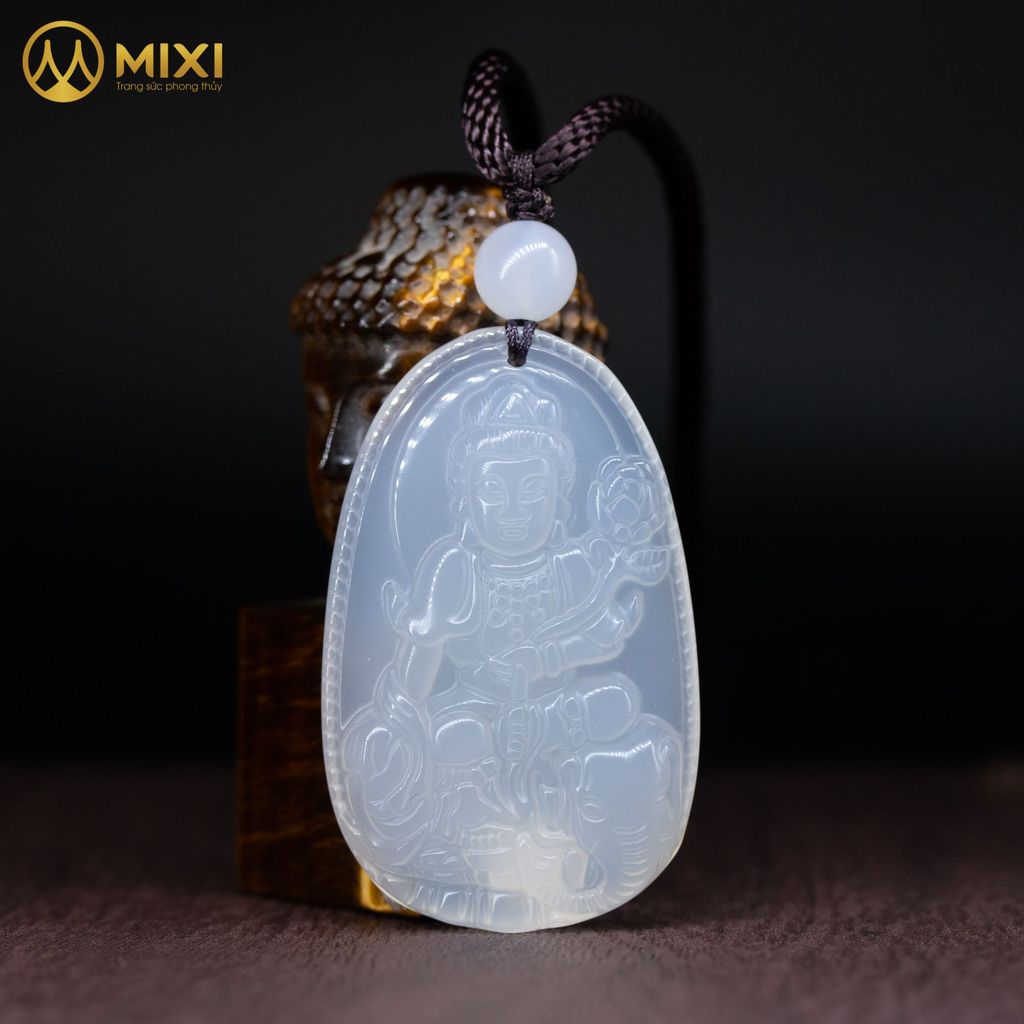 PBM Phổ Hiền Bồ Tát Mã Não Trắng