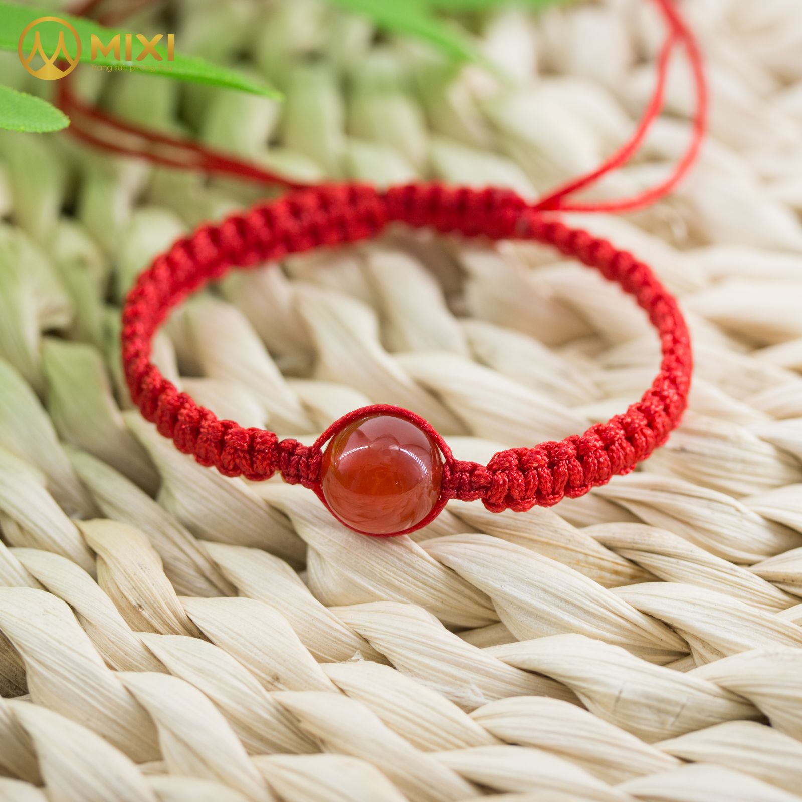 Vòng Tay Chỉ Đỏ Mix Hạt Đá Mã Não Đỏ