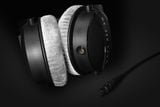  Tai nghe kiểm âm chụp tai Over Ear Close có dây Beyerdynamic DT770 Pro X Limited Edition - made in Germany 