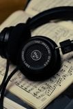  Tai nghe chụp tai có dây Grado SR60X - made in USA 