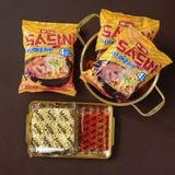  Combo 5 gói mì cay Sasin vị kim chi + 5 gói mì cay Sasin vị soyum + 10 gói xốt ớt độ 