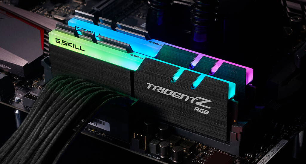 Ram G.SKILL Trident Z RGB 32GB 3600MHz DDR4 (16GBx2) F4-3600C18D-32GTZR
