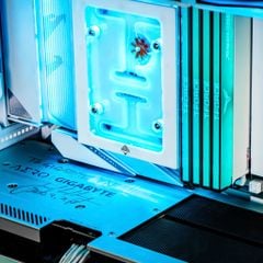 Máy bộ BP Aorus Stealth Ice