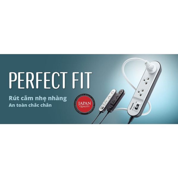 Ổ cắm có dây model WCHG28334 (công suất 3500W, 3 ổ cắm 3 chấu,3 công tắc)