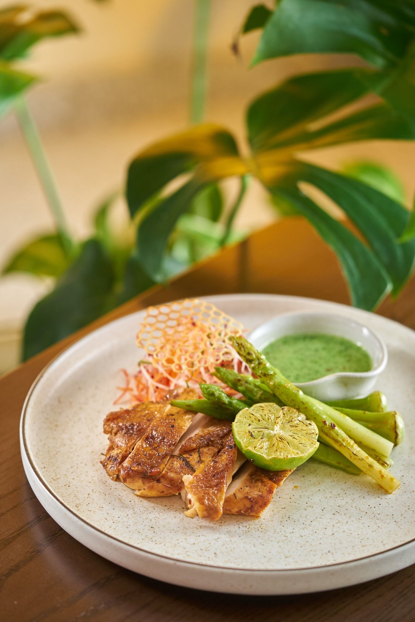  Gà Nướng Lá Chanh Mắc Khén, Đậu Bắp & Măng Tây Nướng 