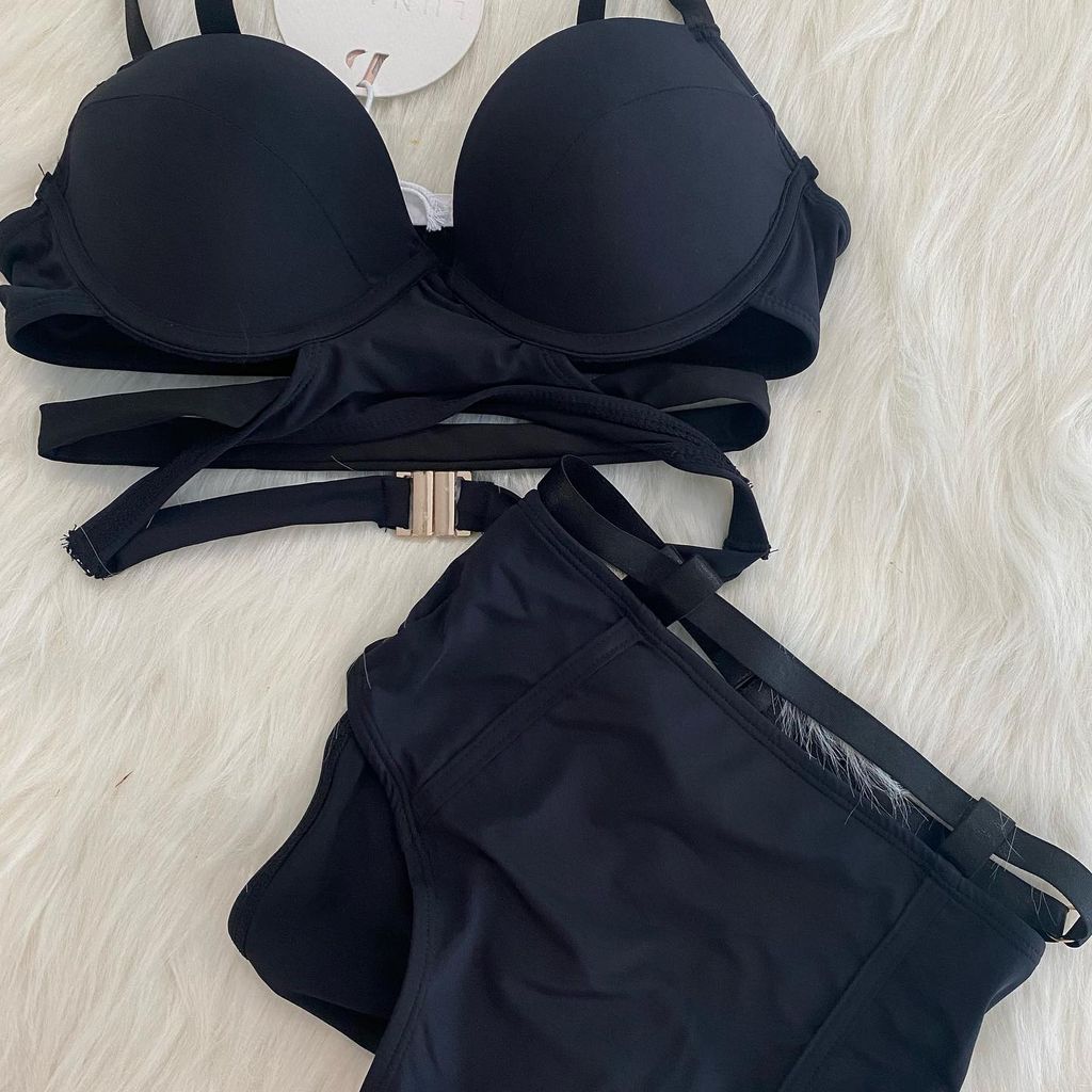  Alice Top Recycled BLack & Alice High Waist Bottoms Recycled BLACK 