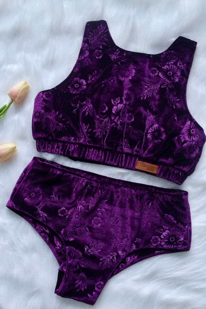  Velvet Aries - Purple Grape 