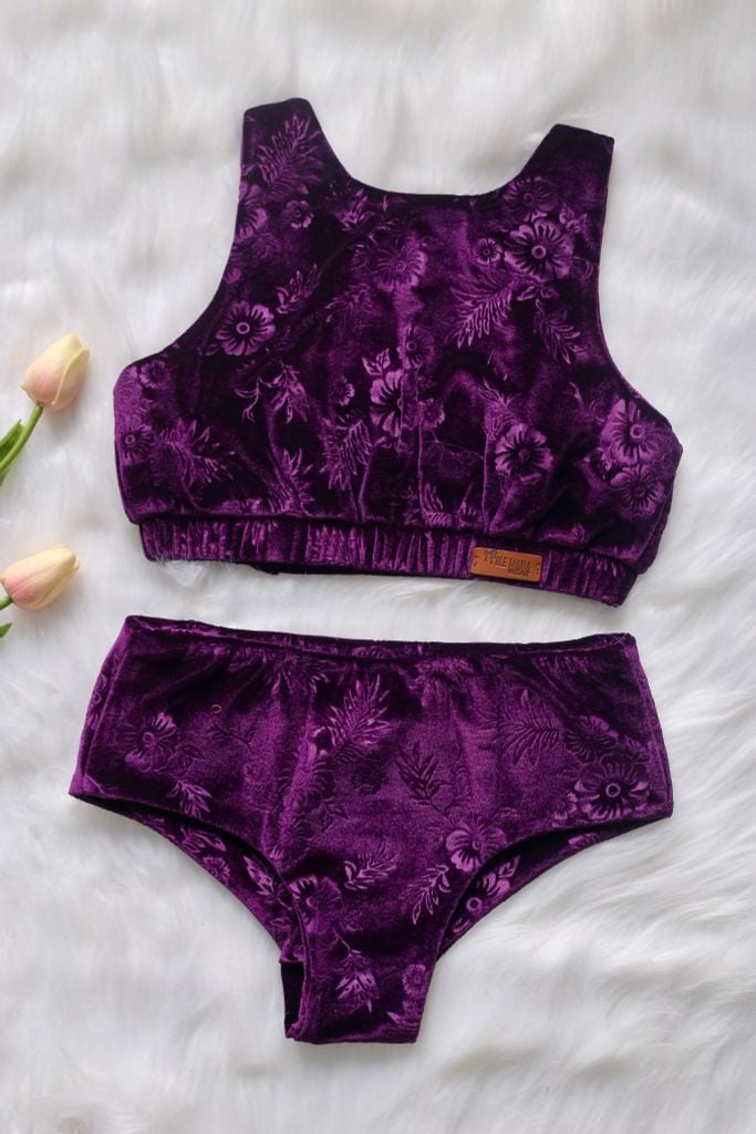  Velvet Aries - Purple Grape 