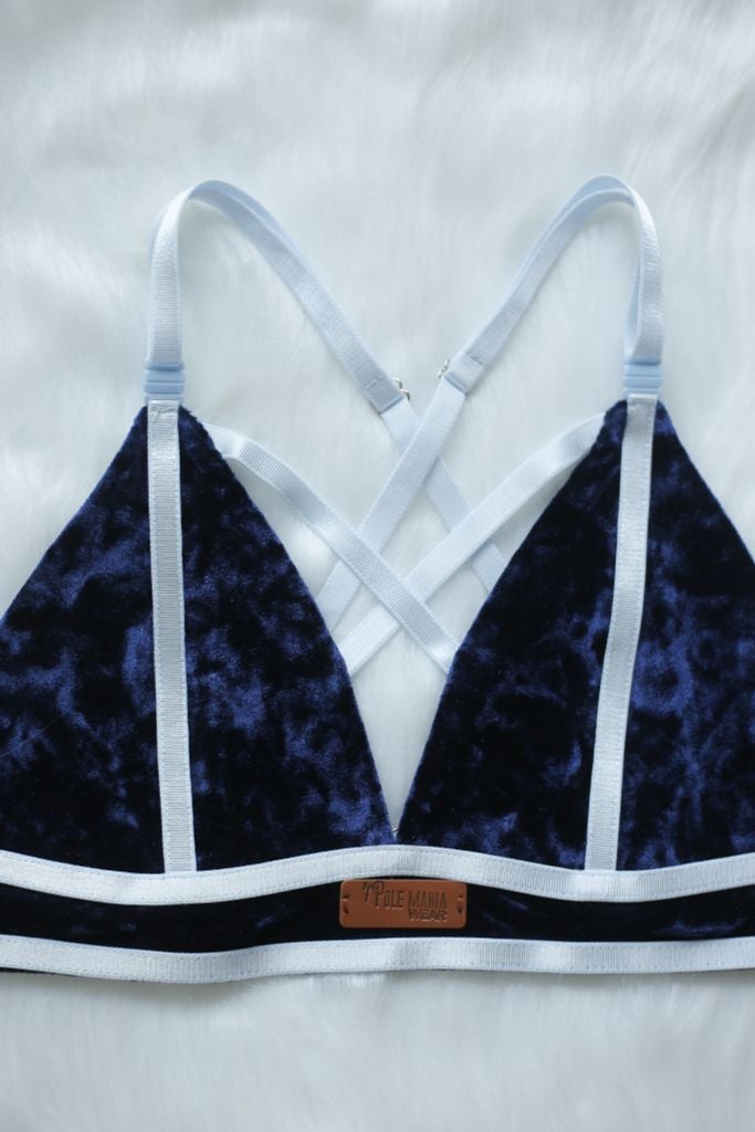  Velvet Pisces - Sea and Sky Blue 