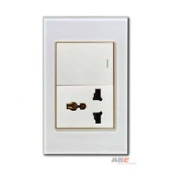 Công tắc đơn kèm Ổ cắm đa năng Crystal White