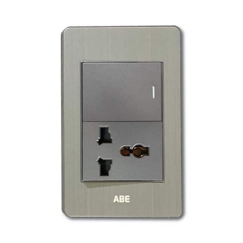 Công tắc đơn kèm Ổ cắm đa năng Satin B