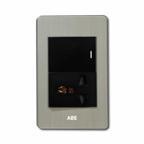 Công tắc đơn kèm Ổ cắm đa năng Satin B