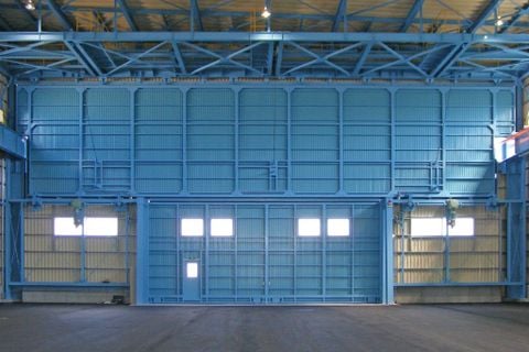 Cửa đặc biệt loại Tấm lật Kongo