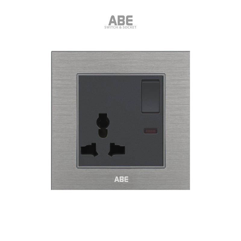 Ổ cắm đa năng kèm Công tắc phụ, đèn led Titanium S