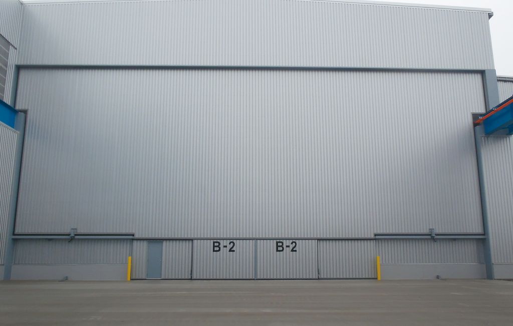 Cửa đặc biệt loại Bản lề lớn Kongo