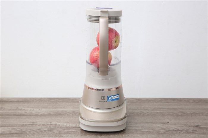 Máy xay sinh tố Electrolux E7TB1-84SM