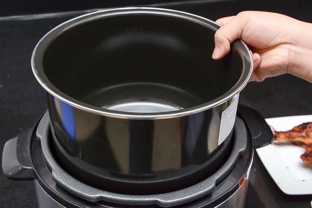 Nồi áp suất điện Supor CYYB50YA10VN-100 5 lít - Lòng nồi hợp kim nhôm chống dính, vỏ ngoài inox