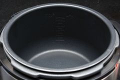 Nồi áp suất điện Supor CYYB50YA10VN-100 5 lít - Lòng nồi hợp kim nhôm chống dính, vỏ ngoài inox