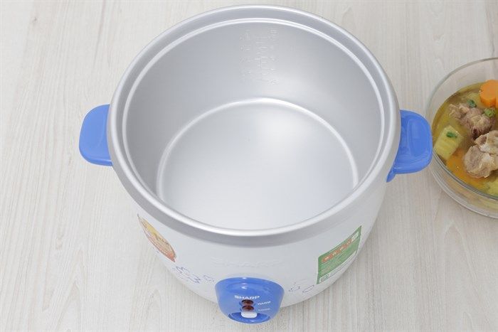 Nồi cơm điện Sharp 1.8 lít KSH-D19V (Màu ngẫu nhiên)