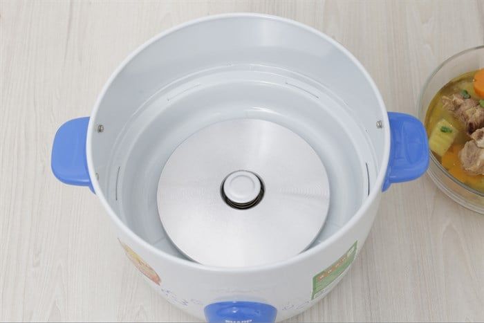 Nồi cơm điện Sharp 1.8 lít KSH-D19V (Màu ngẫu nhiên)