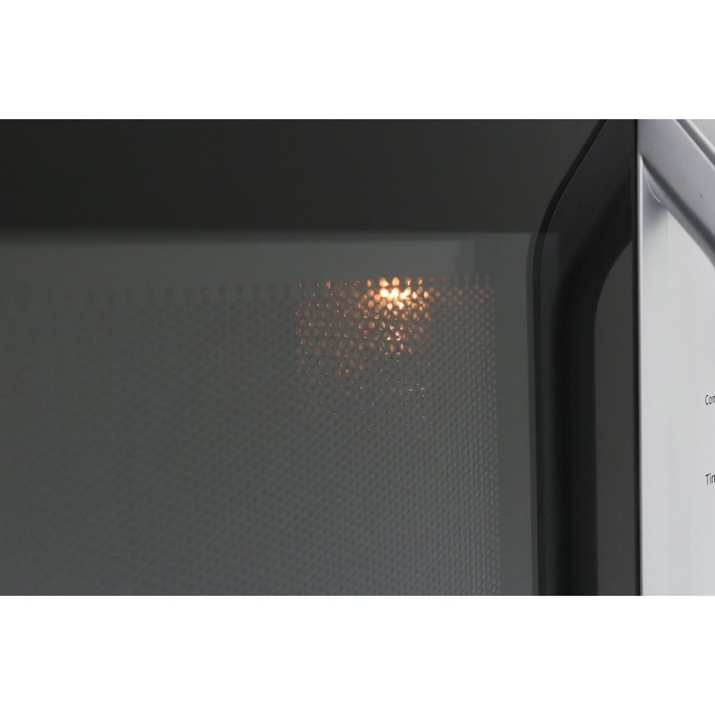 Lò vi sóng có nướng Panasonic NN-GM34JMYUE 23 lít - Chính Hãng, Mới, Full Box