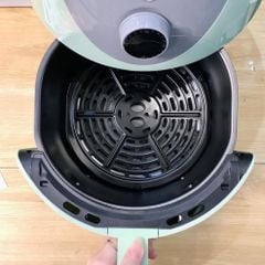 Nồi chiên không dầu 4L Rapido RAF-4.0M3 - Vỉ chiên bằng hợp kim nhôm phủ chống dính